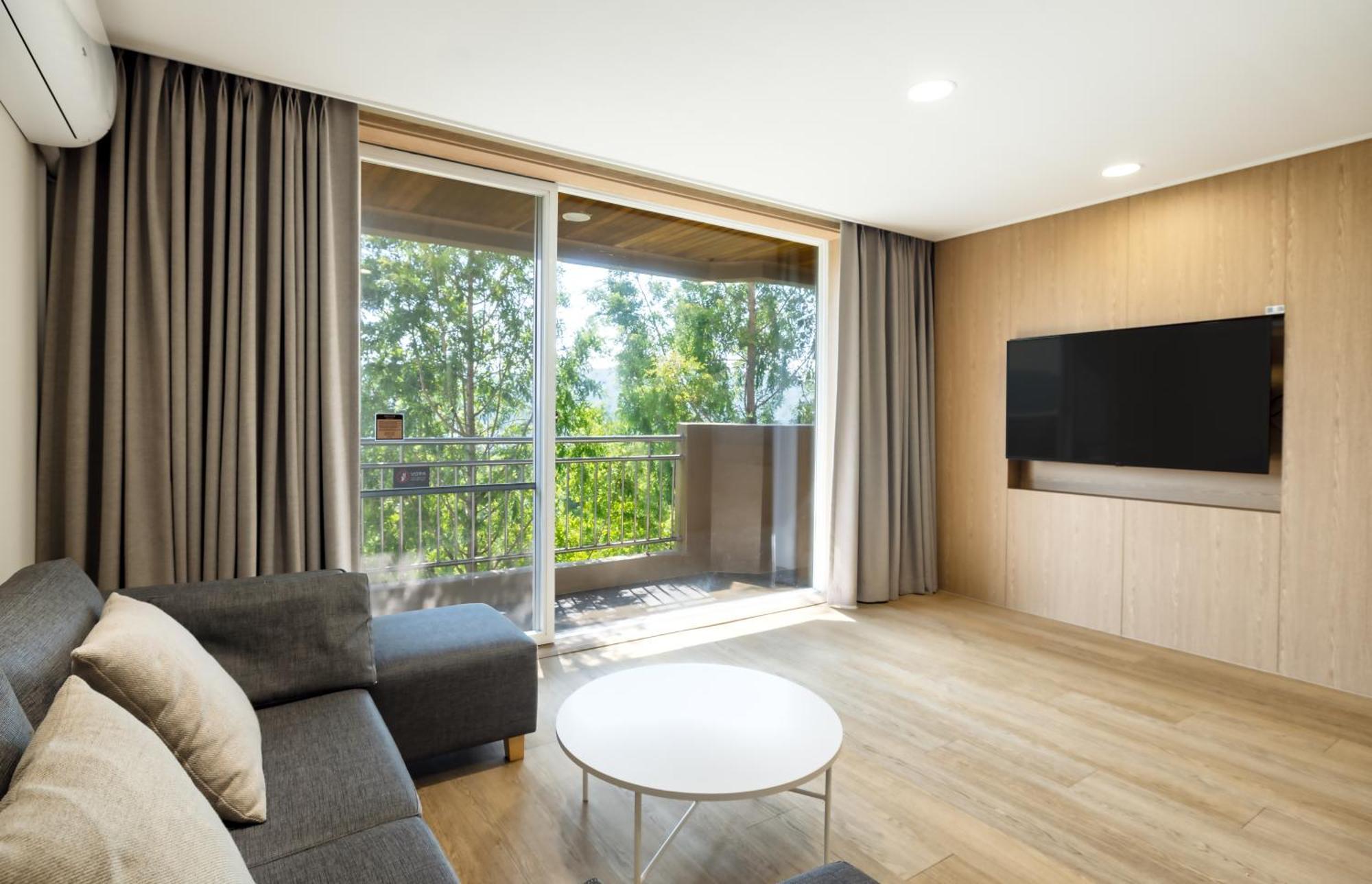 Kensington Resort Kjongdzsu Kültér fotó